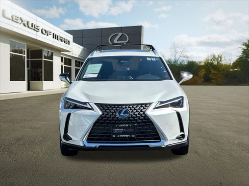 Used 2025 Lexus UX 300h FWD w/ Accessory Package (Z2) image 5