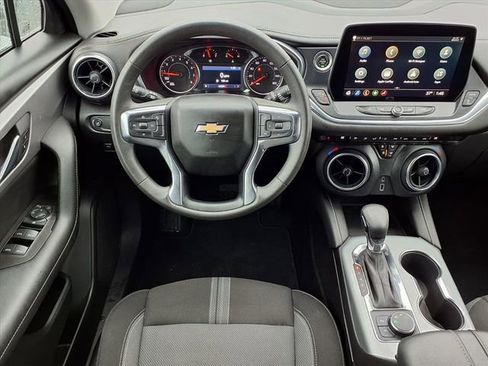 Used 2023 Chevrolet Blazer LT w/ Driver Confidence Package image 5