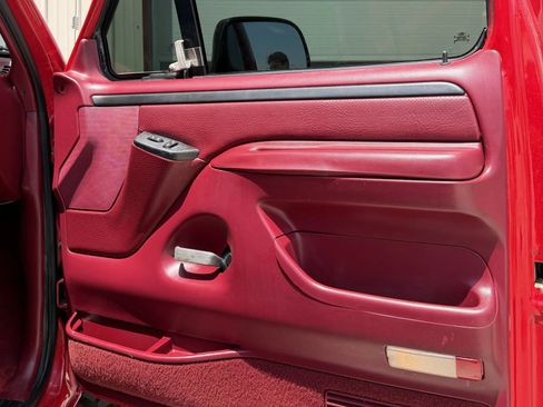 Used 1997 Ford F250 4x4 Regular Cab Heavy Duty image 10