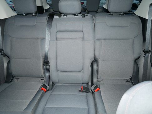 Used 2025 Ford Explorer Active image 13