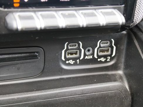 Used 2019 RAM 1500 Limited w/ Advanced Safety Group AWD/4WD image 26