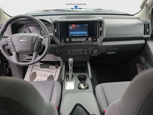Used 2025 Nissan Frontier S image 12