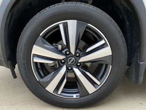 Used 2023 Nissan Rogue SL w/ SL Premium Package image 8