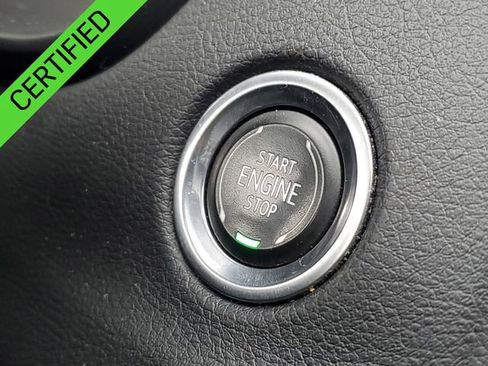 Certified 2020 Cadillac XT4 Premium Luxury w/ Cold Weather Package image 17