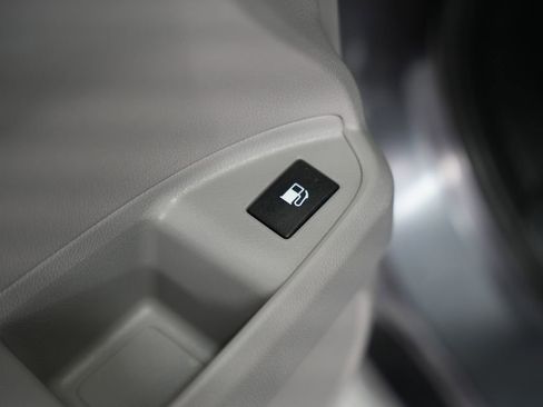 Used 2017 Honda Pilot EX image 48