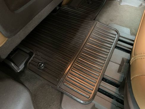 Used 2016 Buick Enclave Premium w/ Experience Buick Package image 27