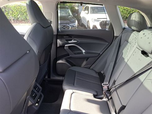New 2025 Audi Q5 Premium Plus image 27
