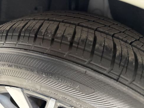 Used 2025 Nissan Altima 2.5 SV image 40