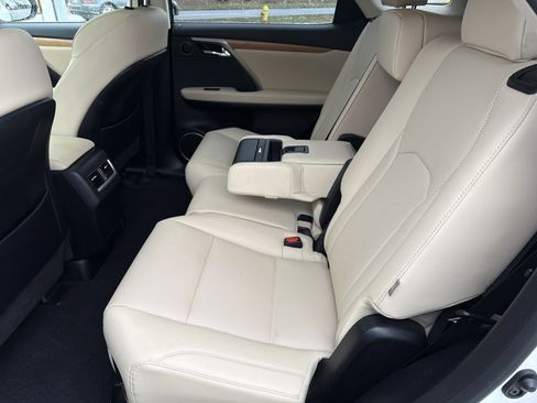 Used 2021 Lexus RX 350L Premium image 23