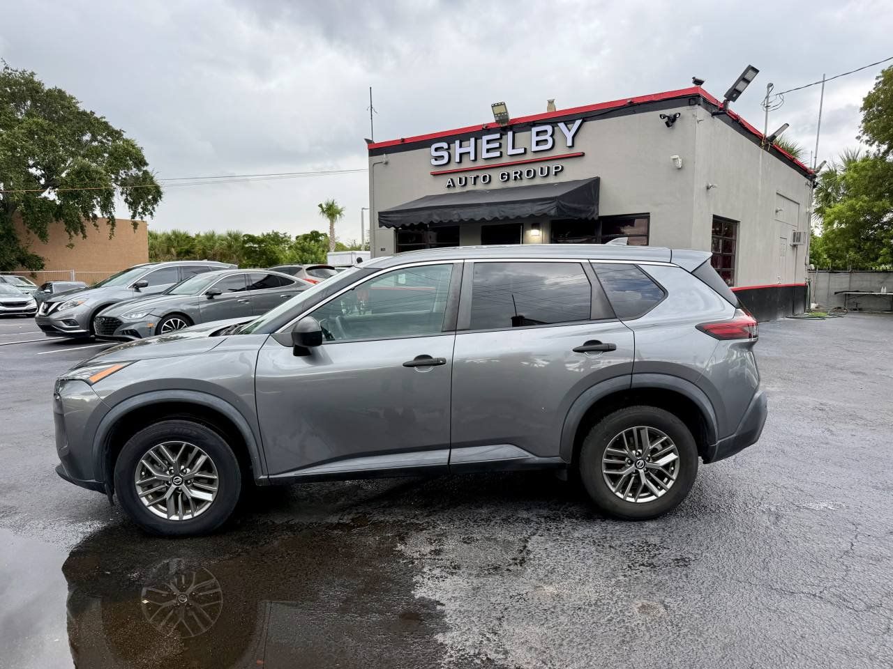 Used 2021 Nissan Rogue S FWD image 5