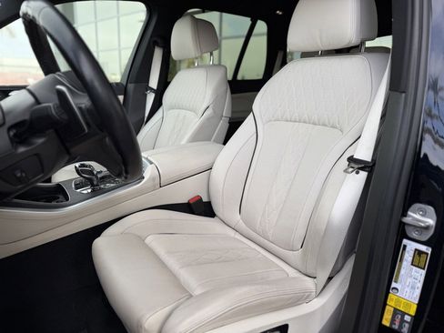 Used 2023 BMW X5 xDrive45e w/ Executive Package image 11