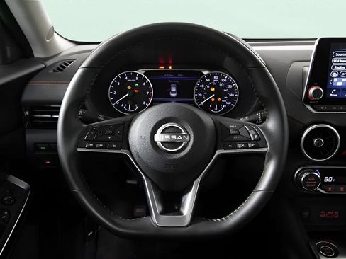 Used 2025 Nissan Sentra SR w/ Lighting Package FWD image 29