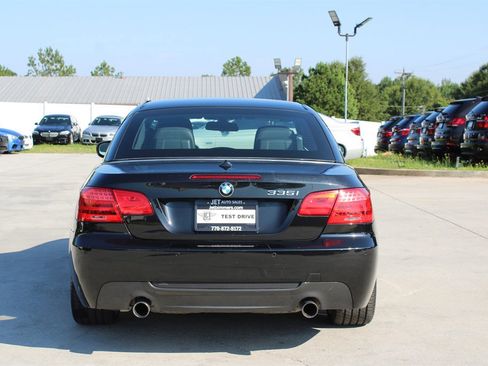 Used 2013 BMW 335i Convertible image 11
