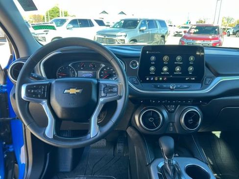 Certified 2024 Chevrolet Blazer LT w/ Convenience Package image 19