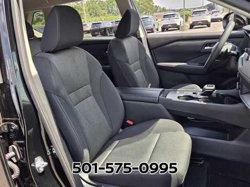 Used 2026 Nissan Rogue SV FWD image 19