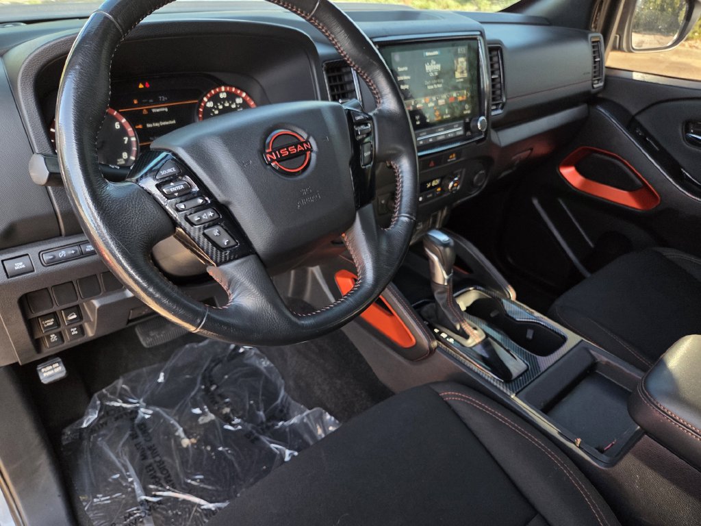 Used 2022 Nissan Frontier PRO-4X w/ Off-Road Protection Package AWD/4WD image 19