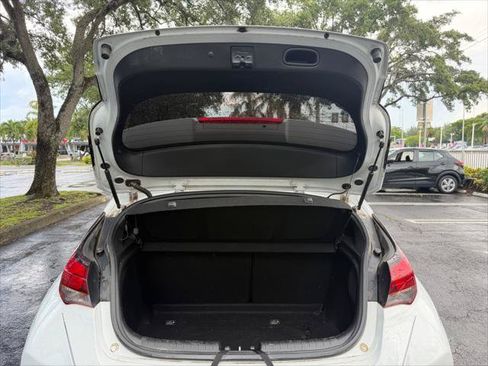 Used 2019 Hyundai Veloster 2.0 Premium FWD image 19