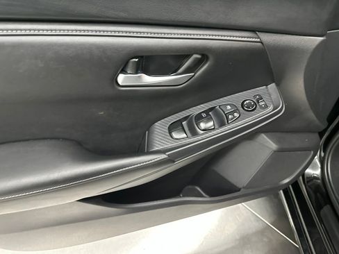 Used 2024 Nissan Sentra SV w/ All-Weather Package FWD image 10
