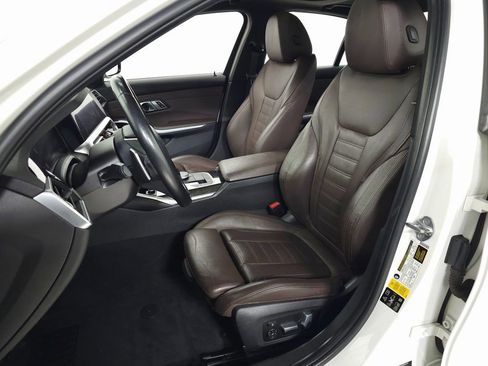 Used 2020 BMW 330i xDrive Sedan w/ Premium Package image 13