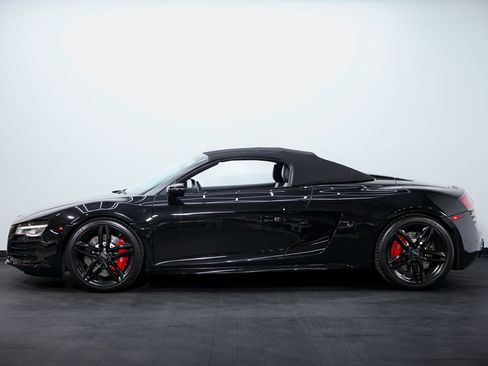 Used 2015 Audi R8 V10 w/ Full Leather Package image 2