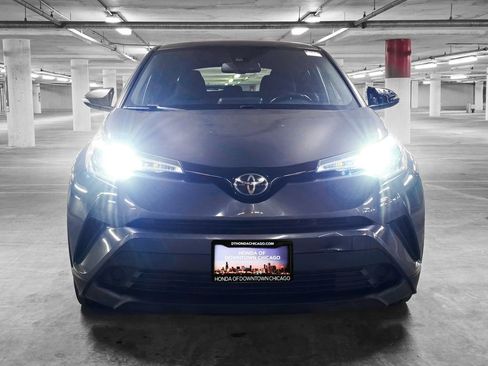 Used 2018 Toyota C-HR XLE image 11