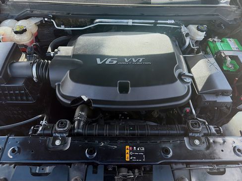 Used 2020 Chevrolet Colorado Z71 AWD/4WD image 31