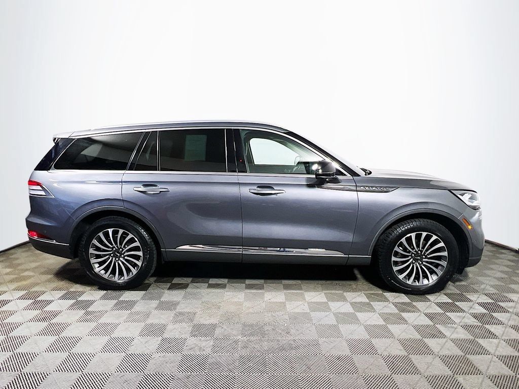 Used 2021 Lincoln Aviator Reserve w/ Equipment Group 201A AWD/4WD image 8