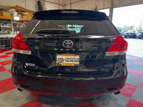 Used 2011 Toyota Venza image 6