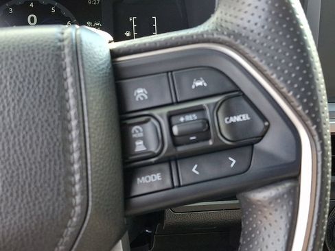 Certified 2025 Toyota 4Runner SR5 AWD/4WD image 22