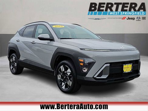 Used 2024 Hyundai Kona SEL AWD/4WD image 1