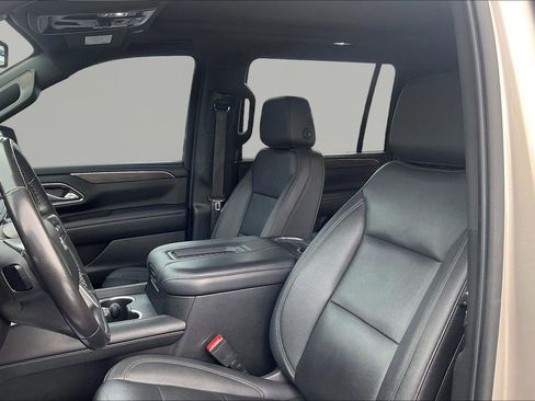 Used 2022 Chevrolet Suburban Z71 w/ Z71 Off-Road Package image 24