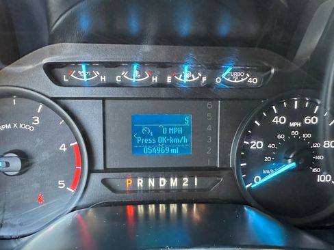 Used 2017 Ford F550 2WD Crew Cab Super Duty image 8