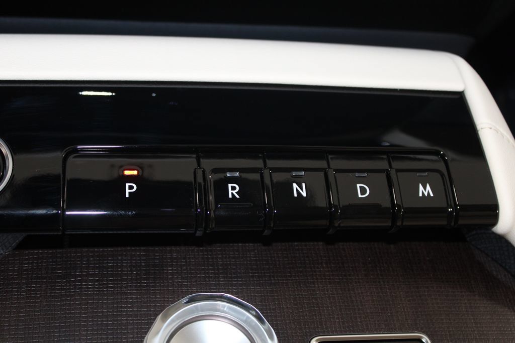 New 2027 Lincoln Navigator Premiere RWD image 47