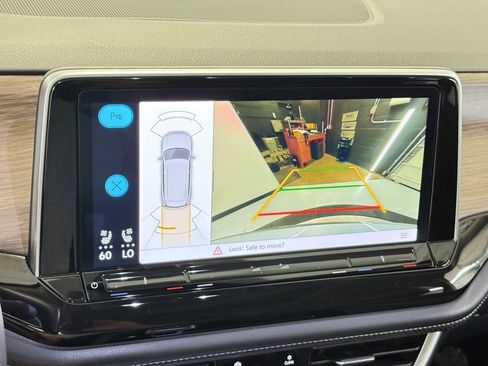 Used 2024 Volkswagen Atlas SEL image 28