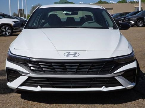 New 2025 Hyundai Elantra Sport image 20