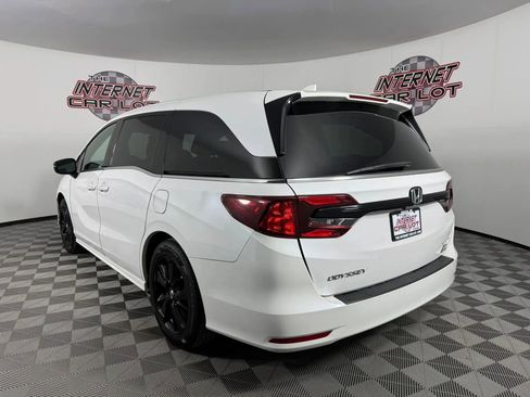 Used 2023 Honda Odyssey Sport image 5