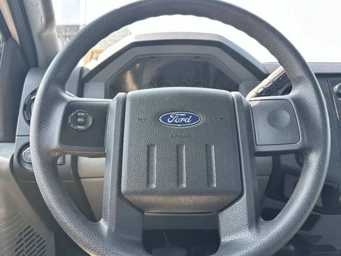 Used 2014 Ford F250 XL w/ Snow Plow Prep Package AWD/4WD image 19