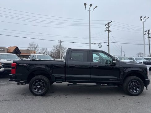 Used 2024 Ford F250 Lariat w/ Lariat Ultimate Package image 6