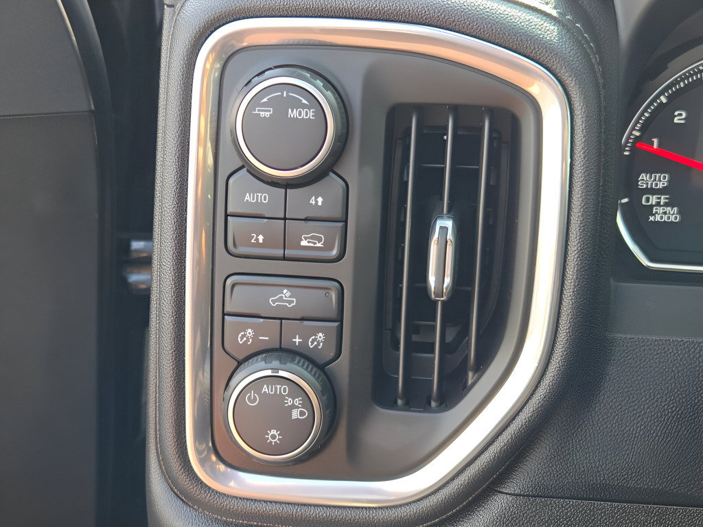 Certified 2022 Chevrolet Silverado 1500 LT AWD/4WD image 29