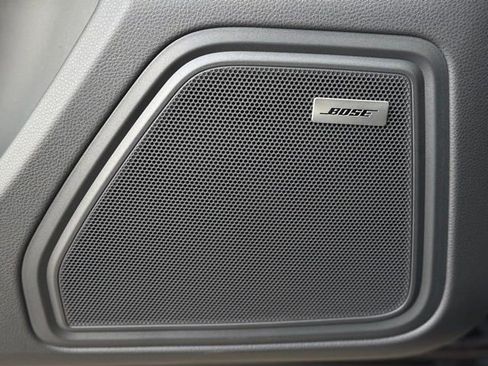 New 2026 Porsche Macan image 15