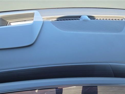 New 2026 Buick Envision Sport Touring image 9