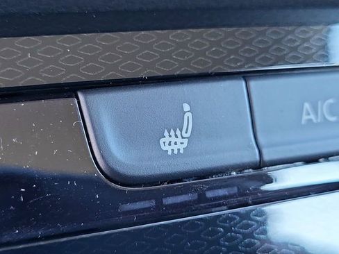 New 2026 Volkswagen Taos S image 25