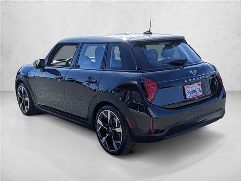 Certified 2025 MINI Cooper S image 8