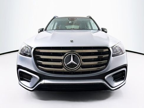 New 2026 Mercedes-Benz GLS 450 4MATIC image 2