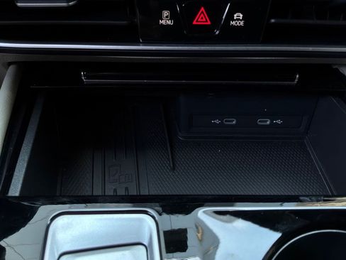 Used 2026 Volkswagen Atlas SE FWD image 30