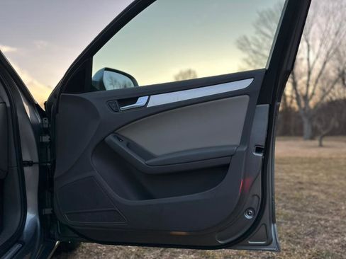 Used 2010 Audi A4 2.0T Premium Plus image 32