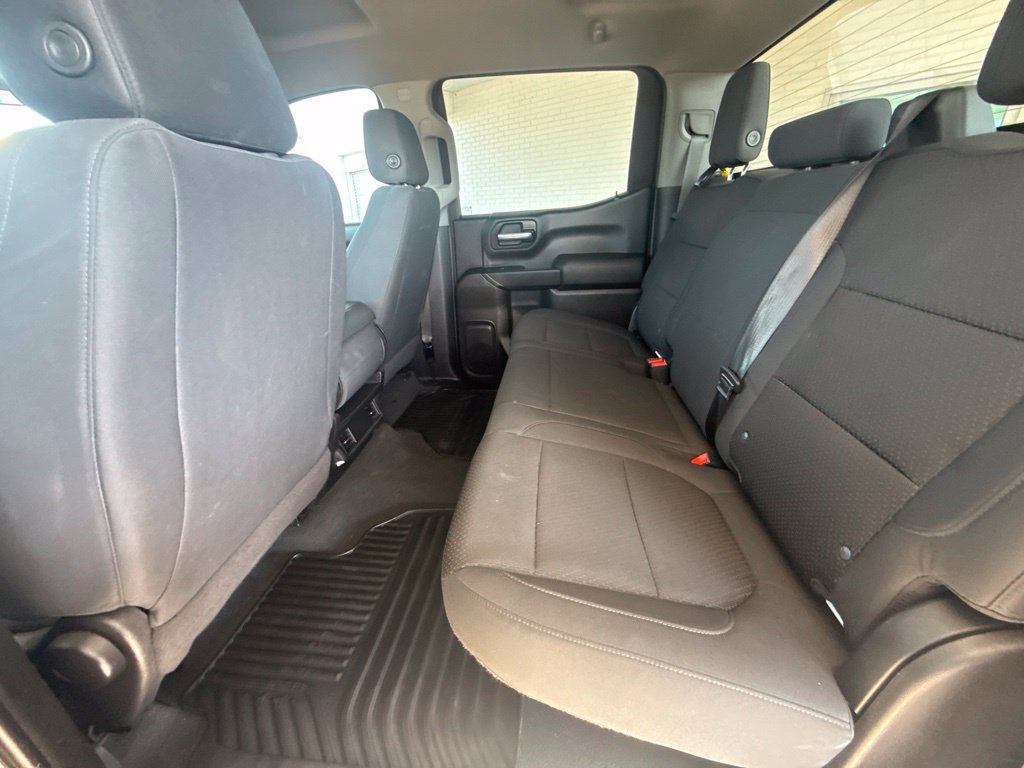 Used 2020 Chevrolet Silverado 1500 Custom w/ Custom Value Package AWD/4WD image 46