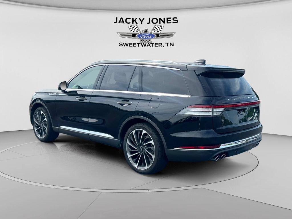 Used 2025 Lincoln Aviator Reserve w/ Equipment Group 201A AWD/4WD image 3