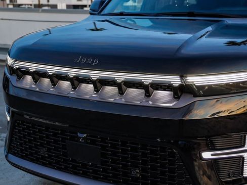 New 2026 Jeep Grand Wagoneer Limited image 6