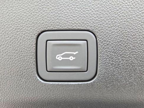 New 2026 GMC Yukon XL Denali image 6